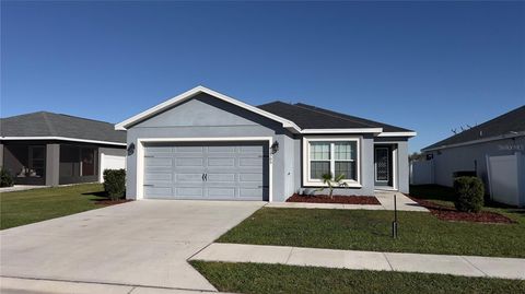 A home in AUBURNDALE