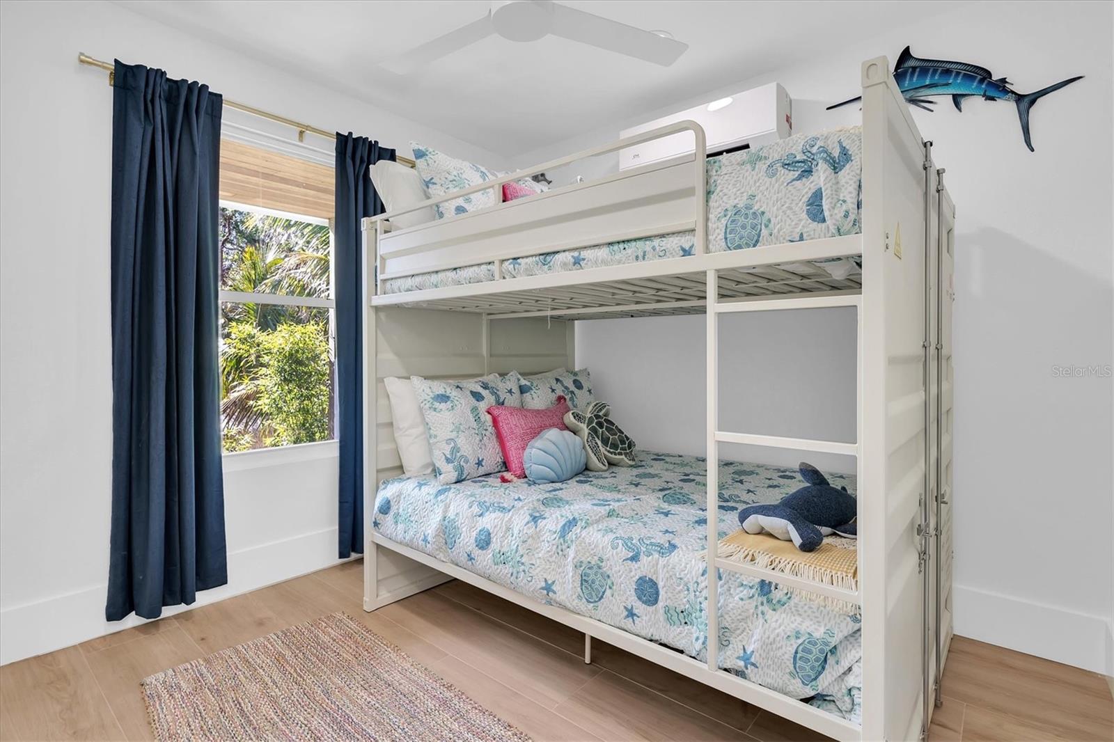 CONQUISTADOR BAYSIDE - Residential