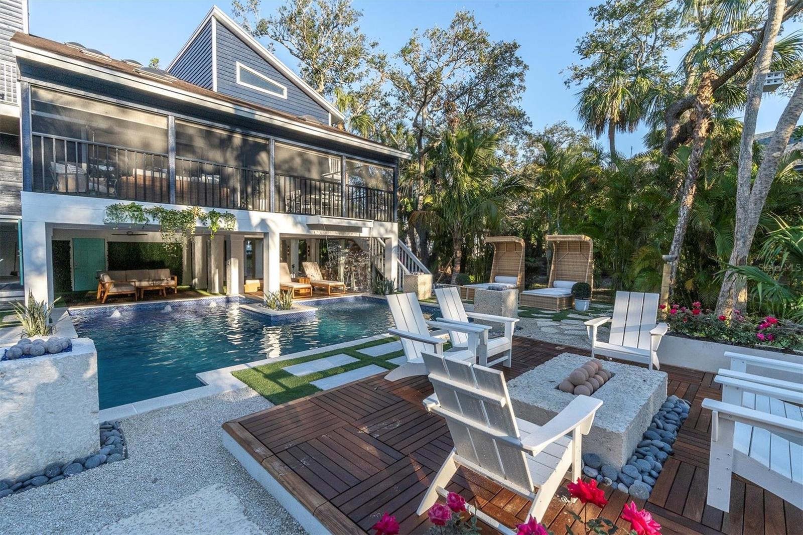 CONQUISTADOR BAYSIDE - Residential