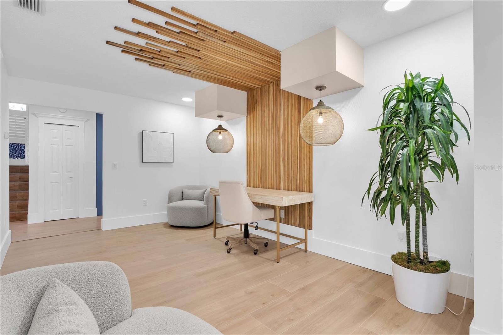 CONQUISTADOR BAYSIDE - Residential