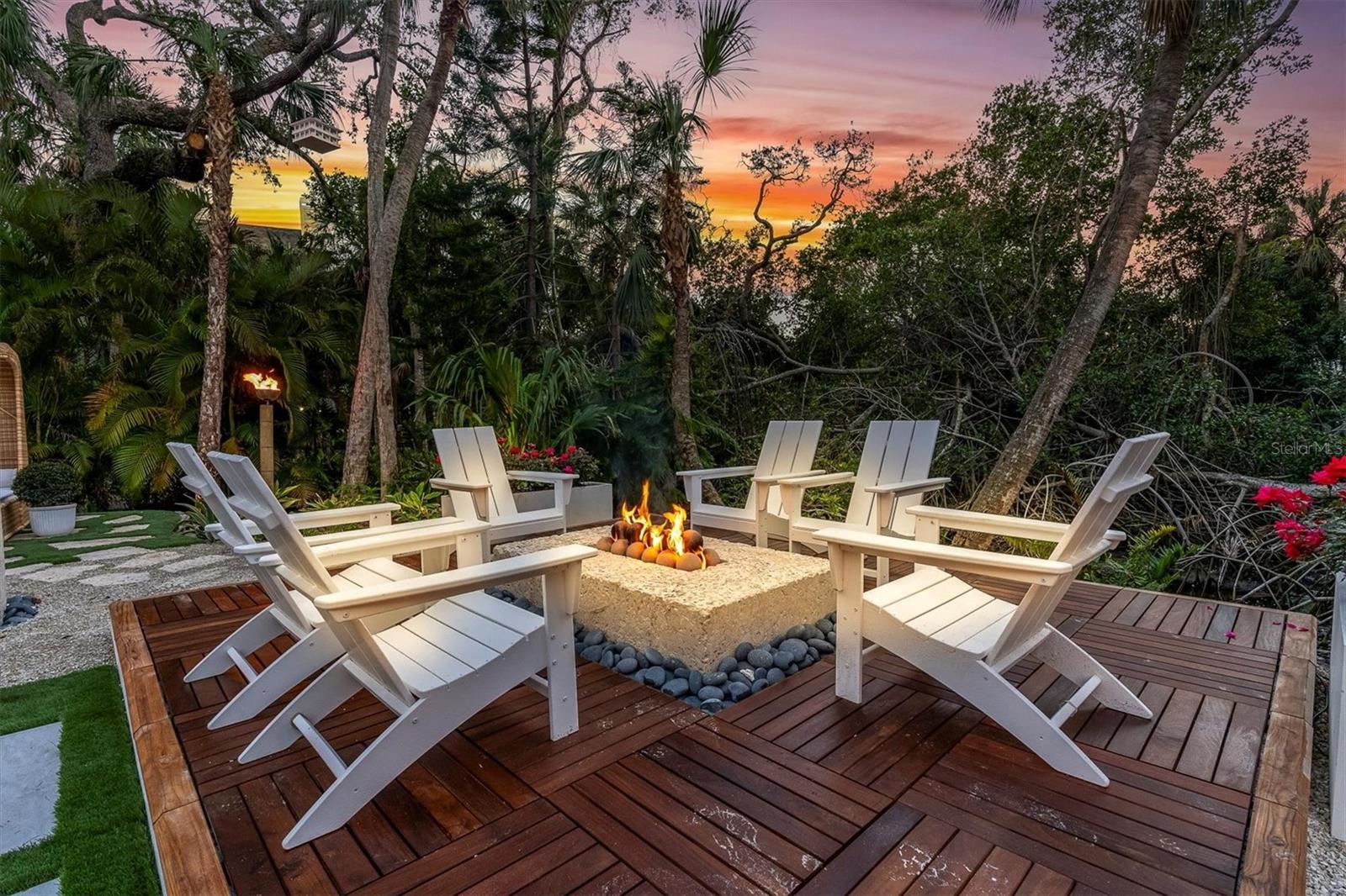 CONQUISTADOR BAYSIDE - Residential