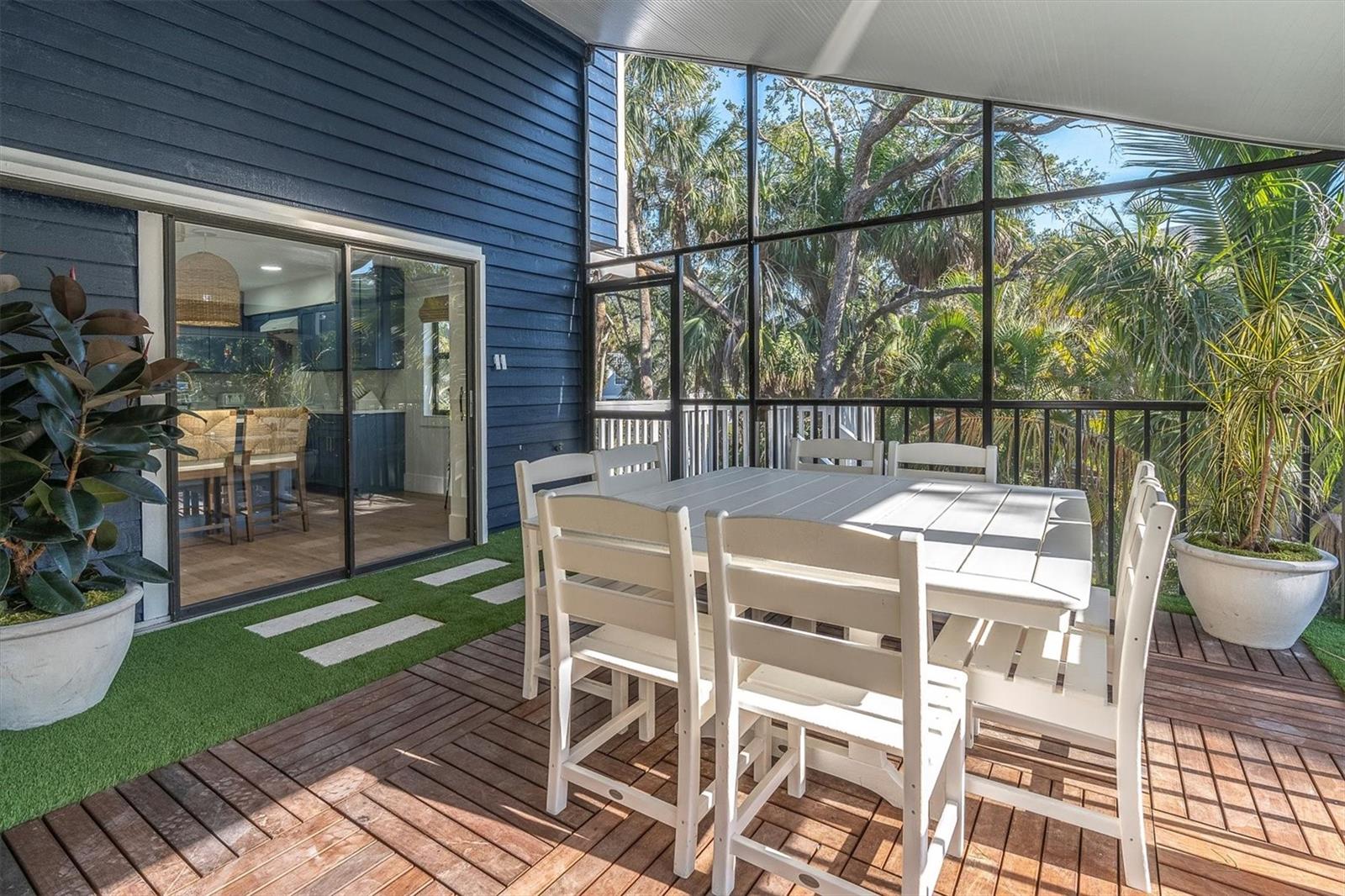 CONQUISTADOR BAYSIDE - Residential