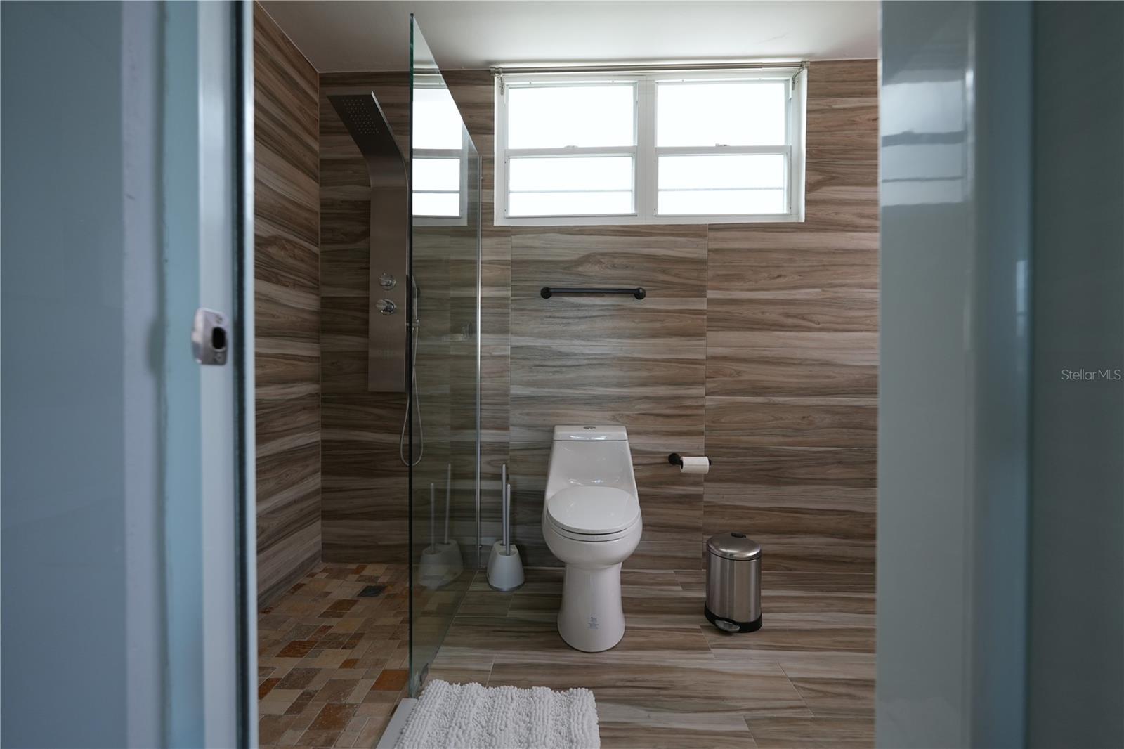 URB PASEO LAS OLAS, DORADO - Residential