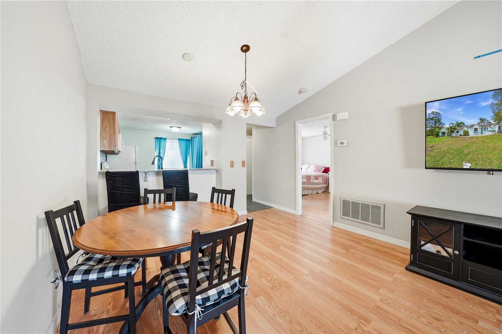 VILLAS OF FOREST LAKES THE - Residential