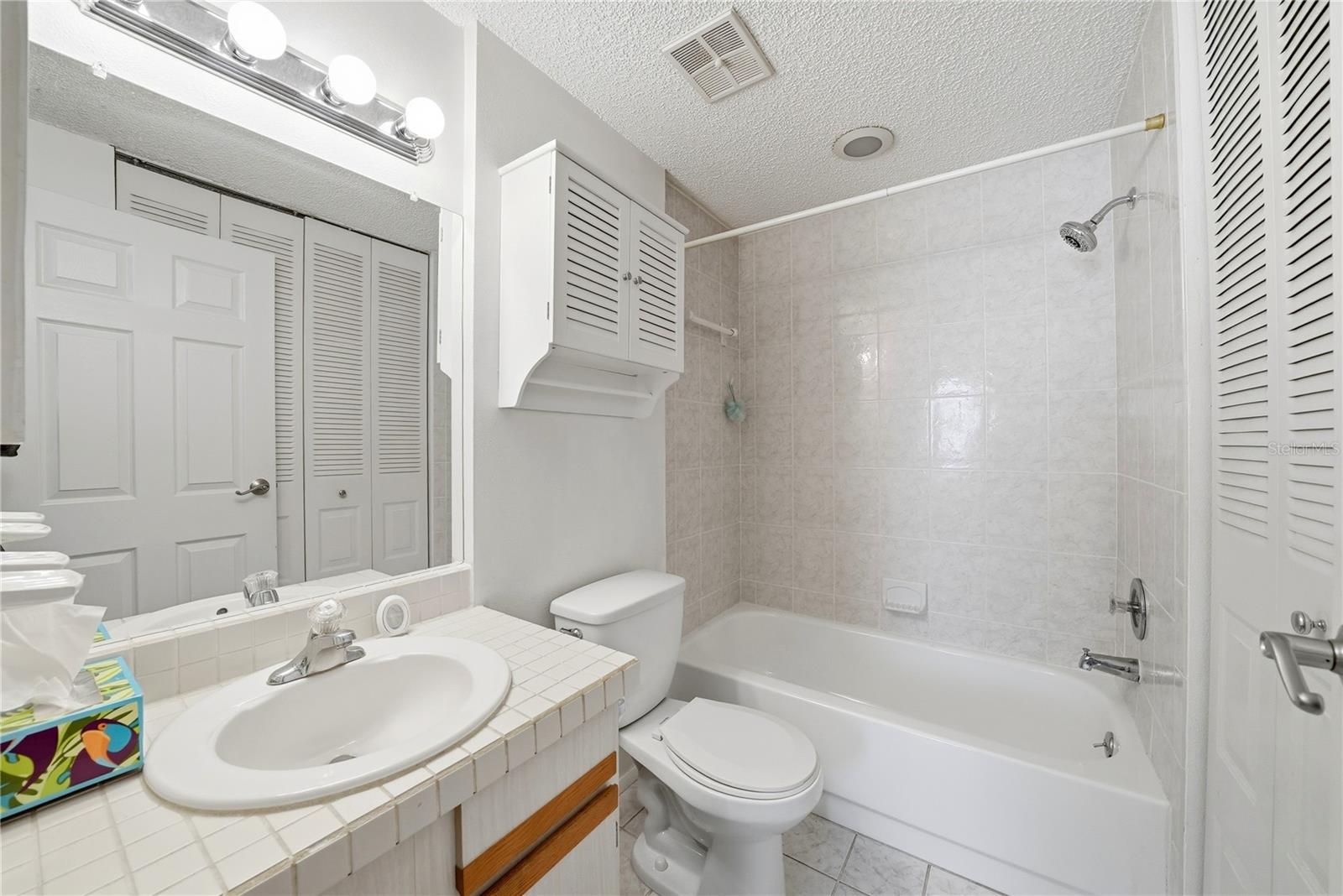 VILLAS OF FOREST LAKES THE - Residential