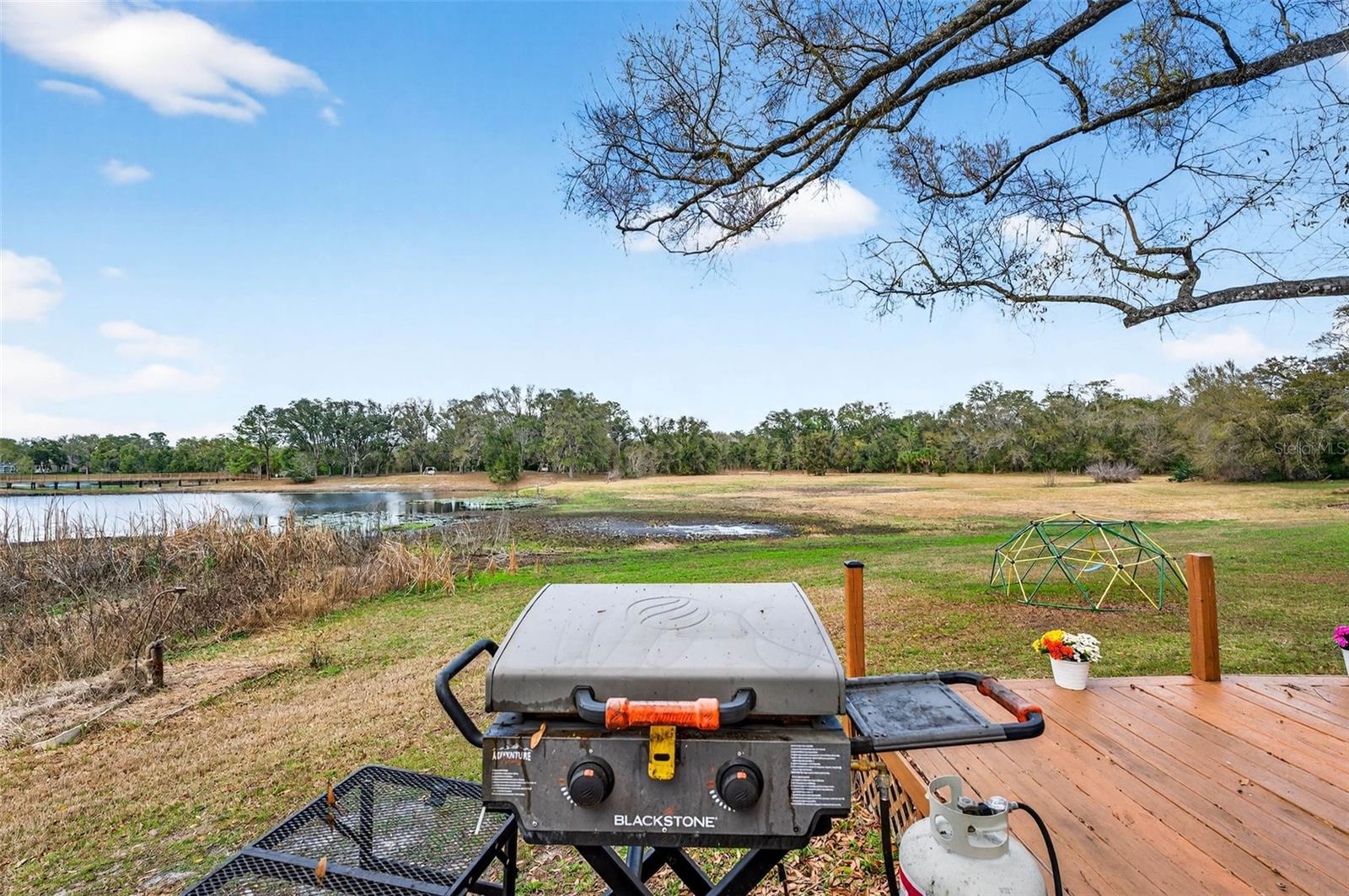 HOUNDS HOLLOW - Residential