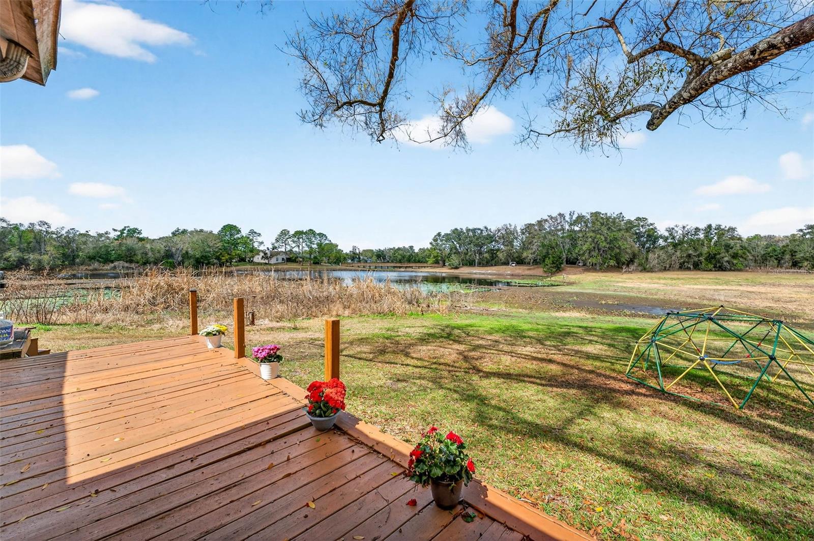 HOUNDS HOLLOW - Residential