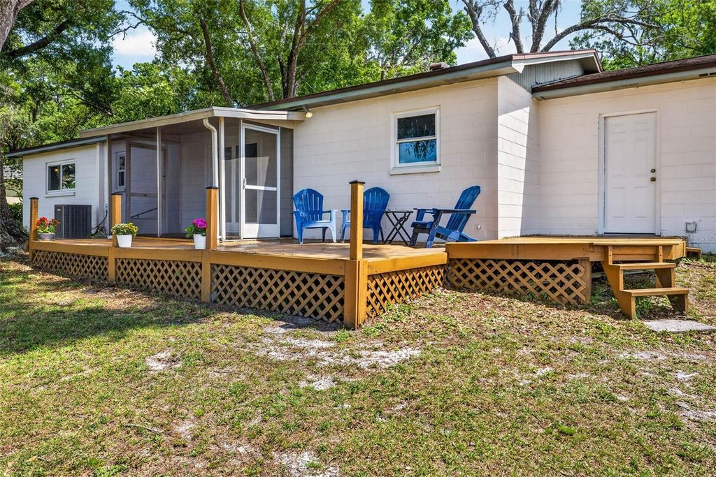 Photo of 16330 Hanna Road, Lutz, FL 33549 (MLS # TB8483225)