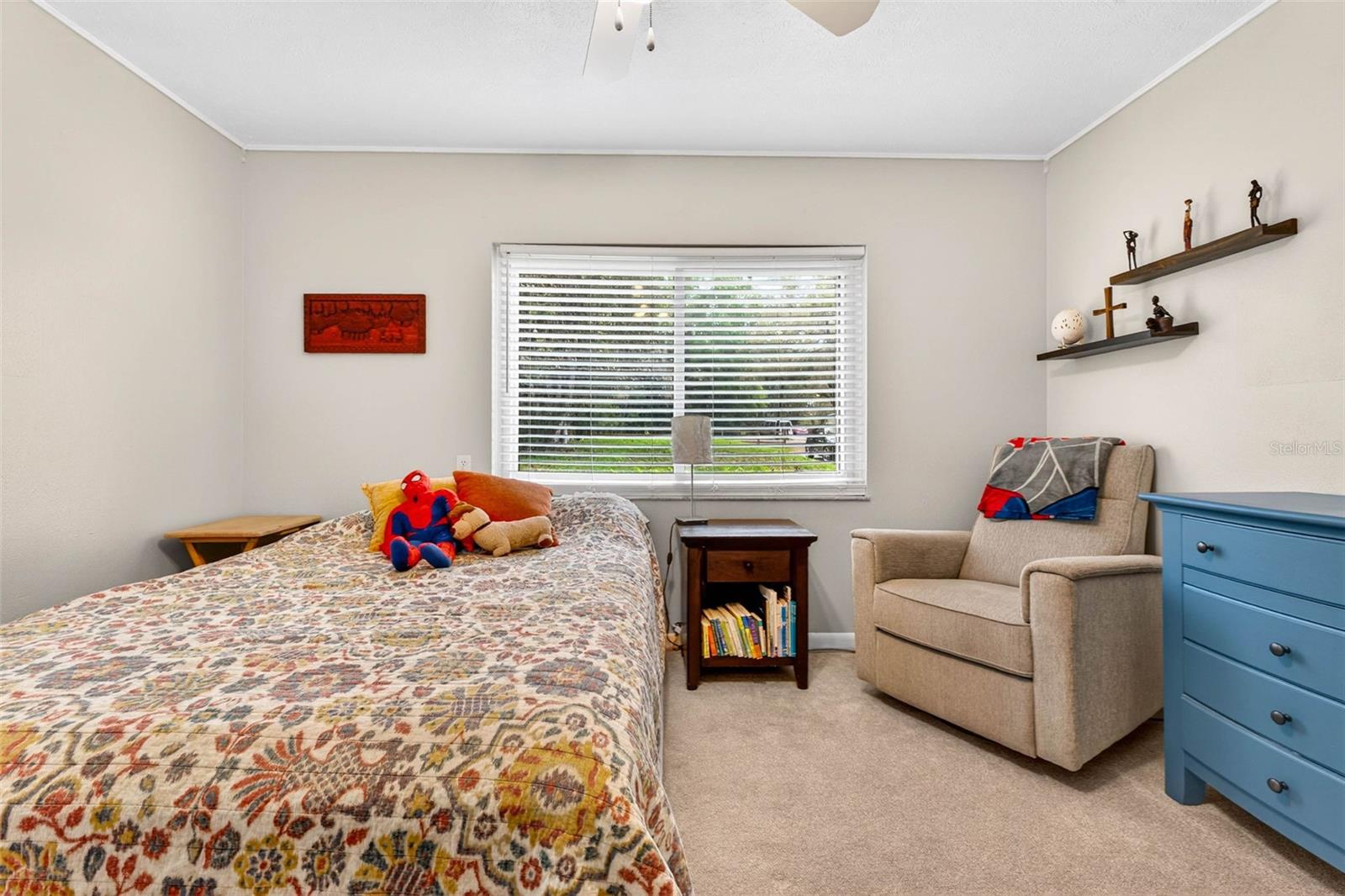 HOUNDS HOLLOW - Residential