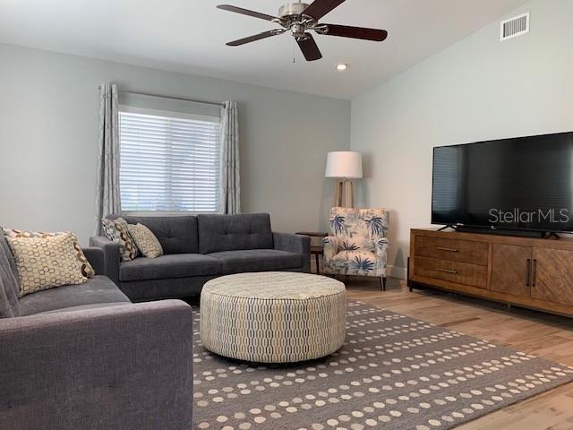 SAFETY HARBOR HEIGHTS - Residential Lease