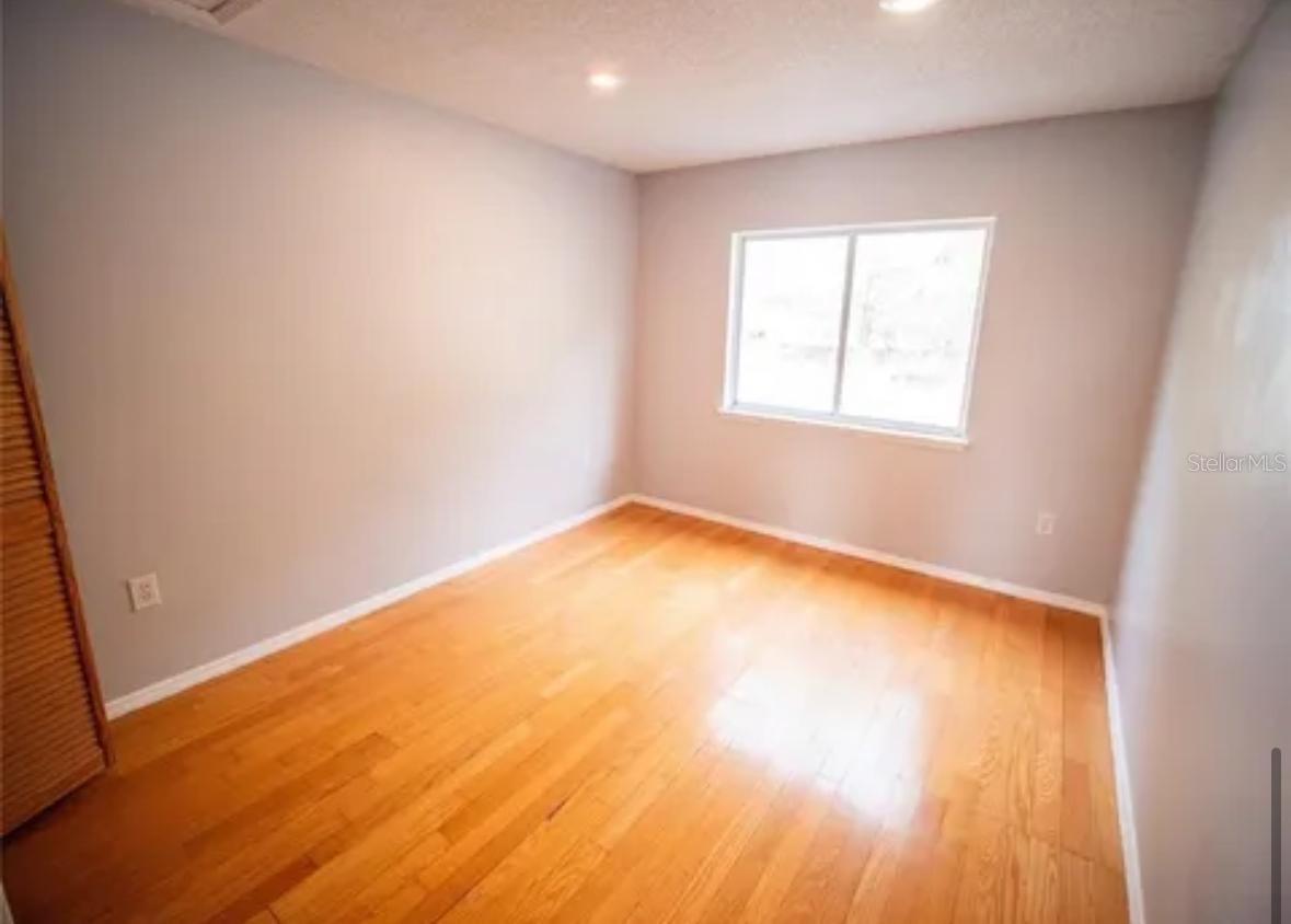 SANDPOINT AT MEADOW WOODS - Residential Lease