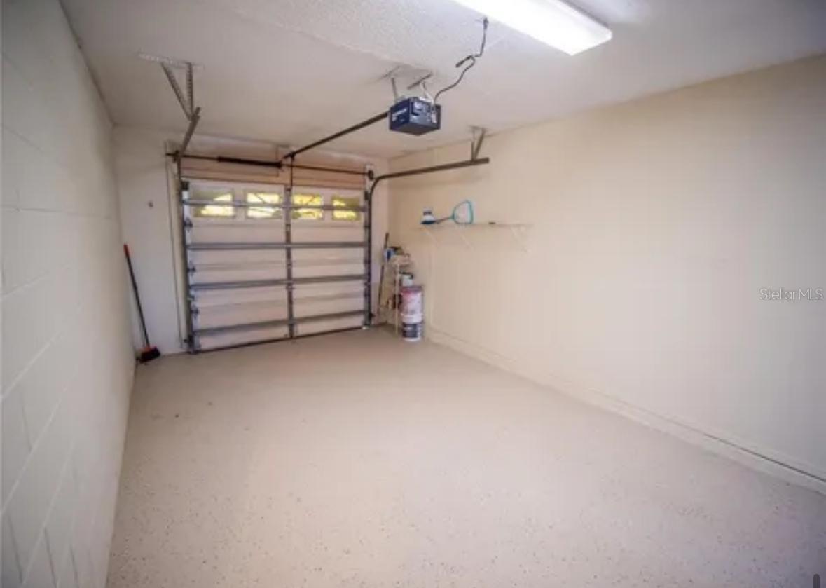 SANDPOINT AT MEADOW WOODS - Residential Lease