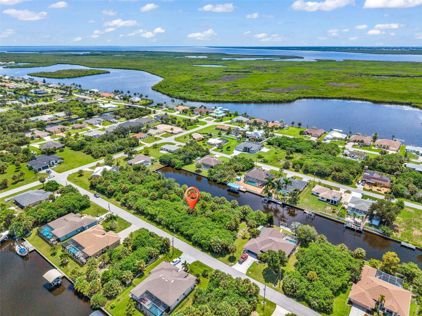 17157 CANARY LANE, PORT CHARLOTTE, FL, 33948 4 17157 CANARY LANE