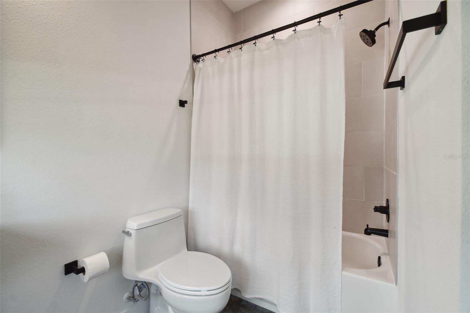 CANVAS WAD - Residential