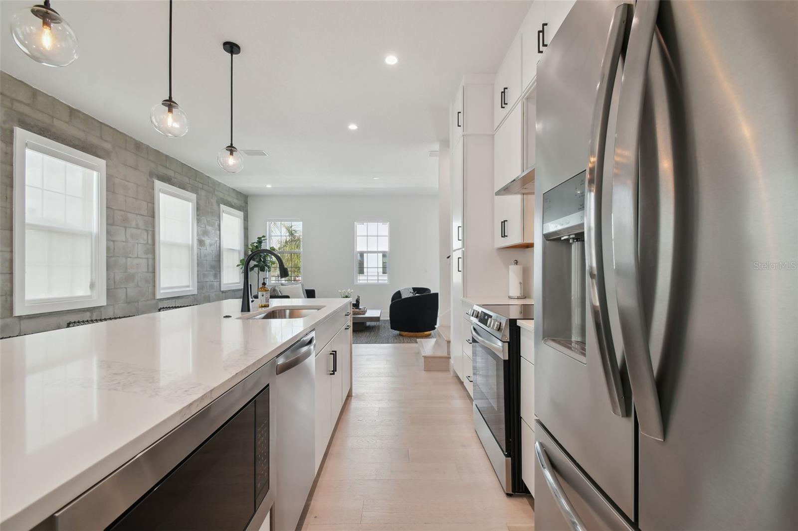 CANVAS WAD - Residential