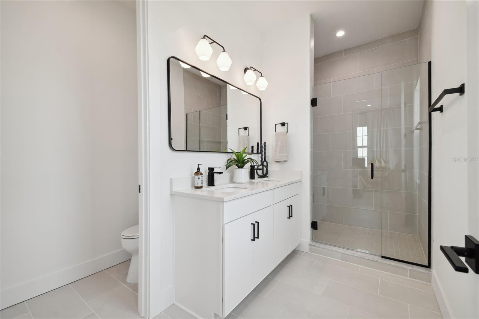 CANVAS WAD - Residential