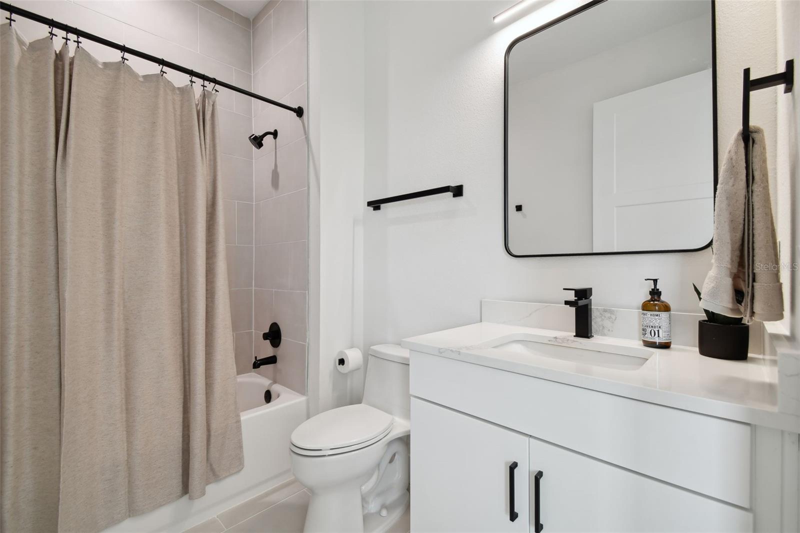 CANVAS WAD - Residential