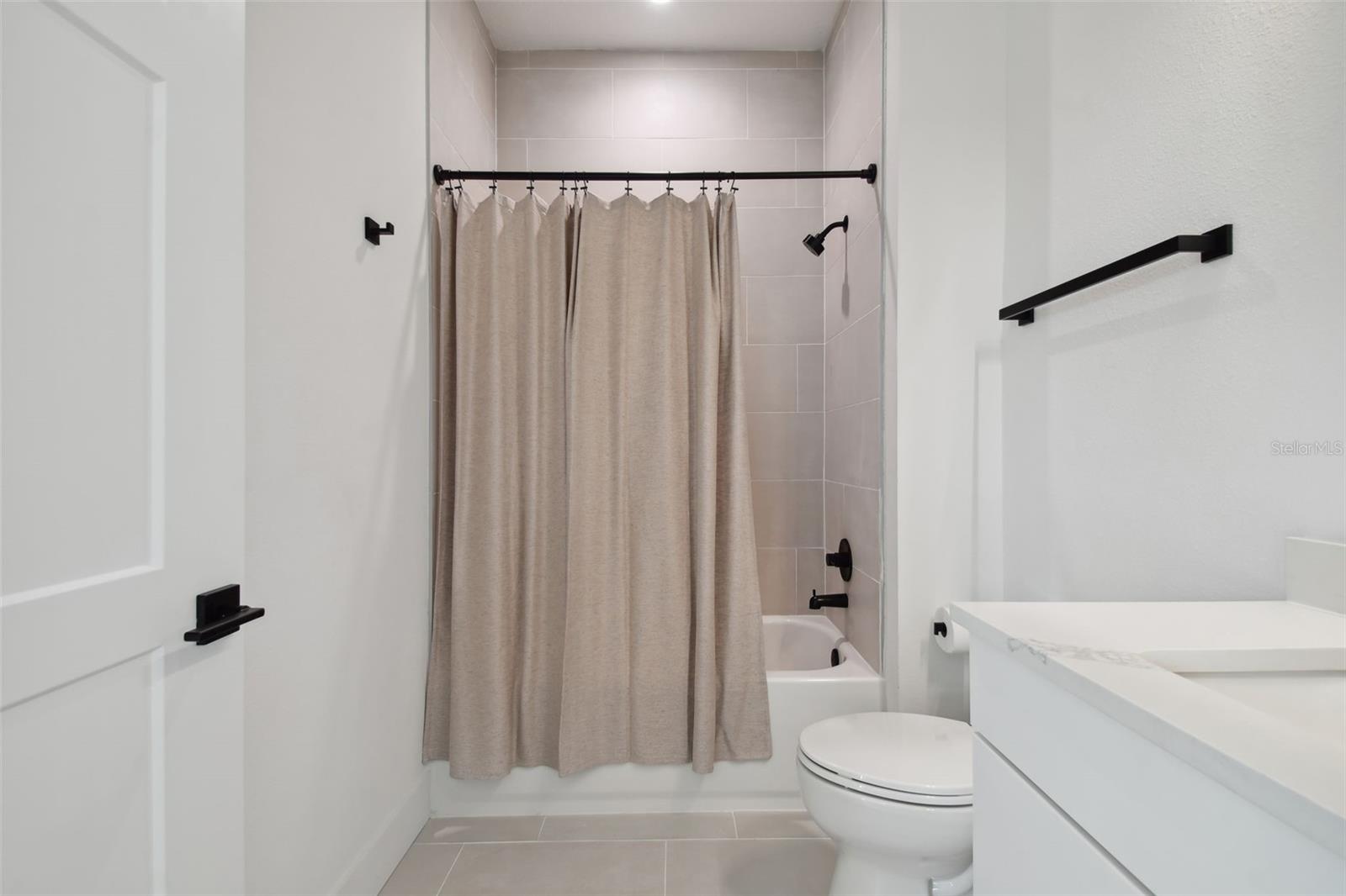 CANVAS WAD - Residential