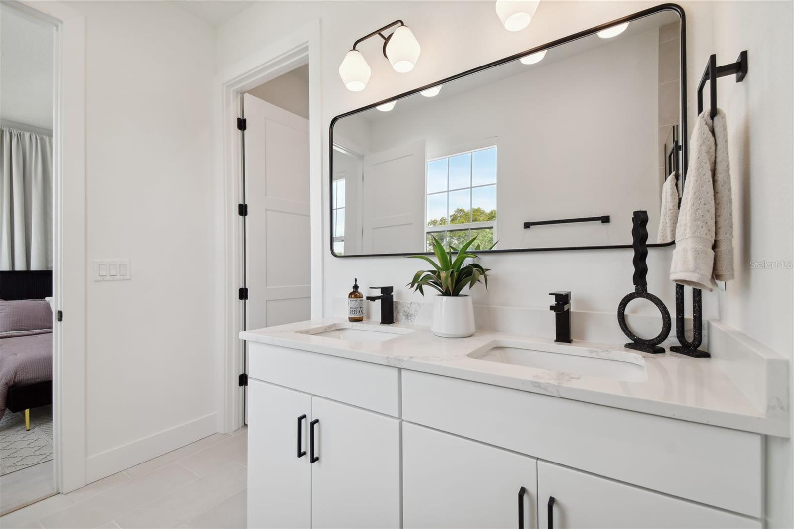 CANVAS WAD - Residential