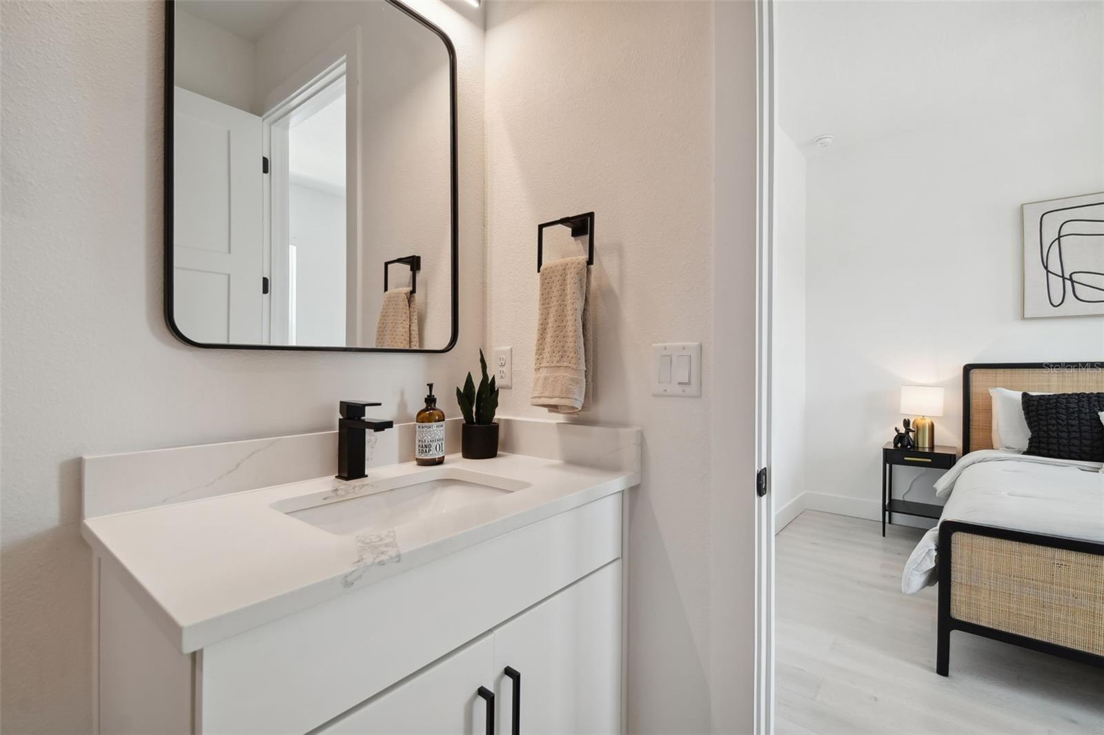 CANVAS WAD - Residential