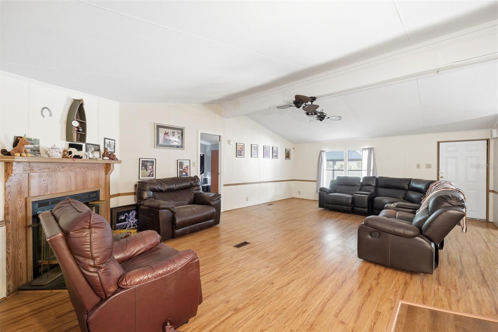 LAKE HILLS - Residential