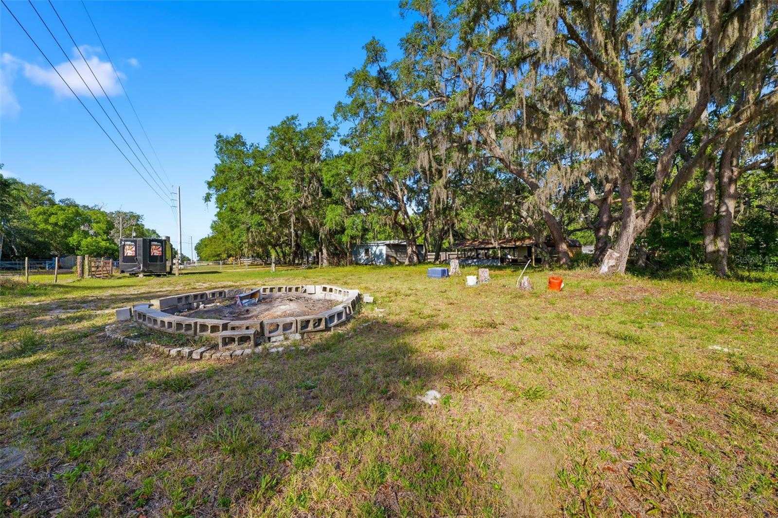 LAKE HILLS - Residential