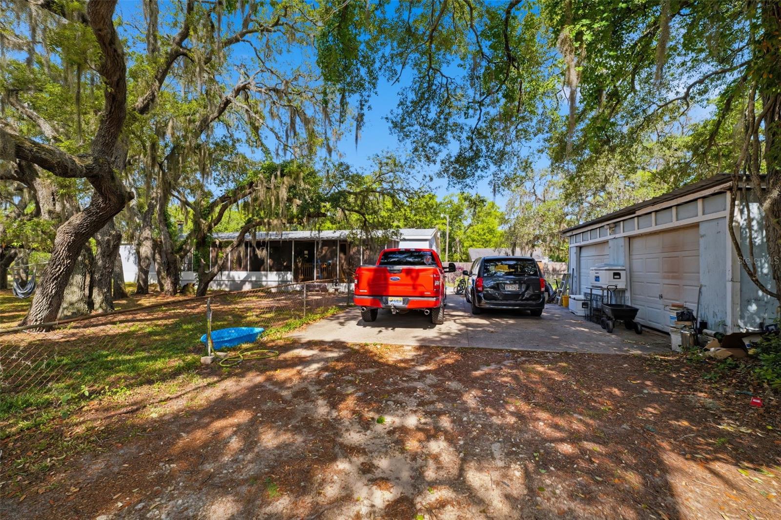 LAKE HILLS - Residential