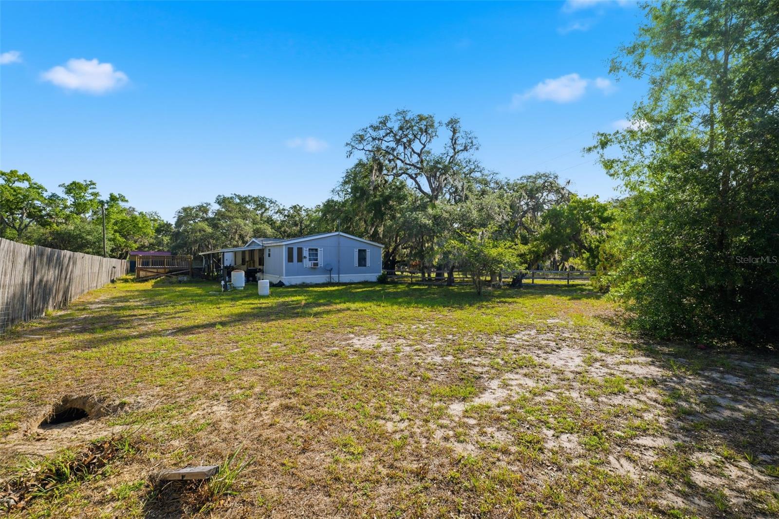 LAKE HILLS - Residential