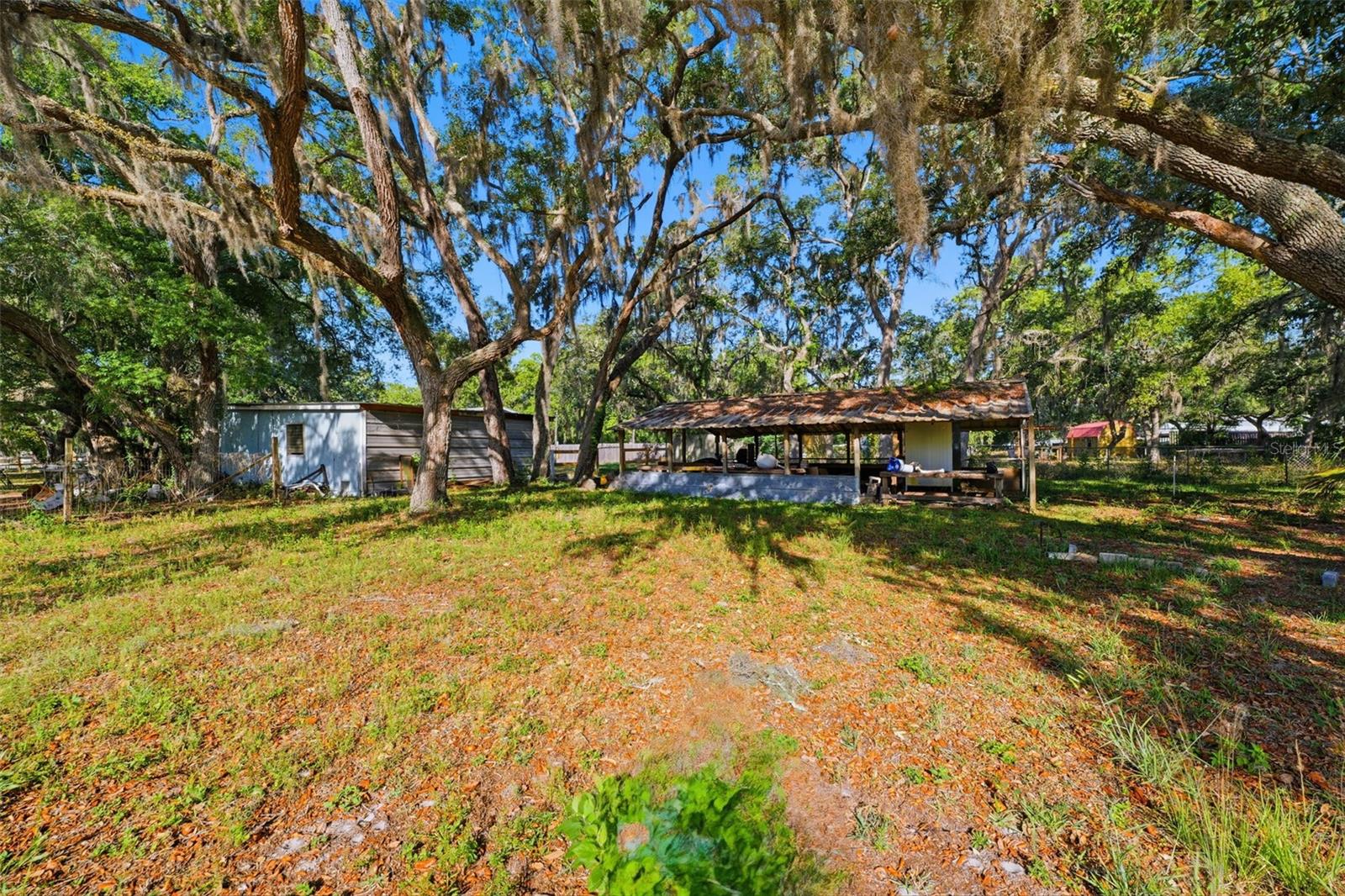 LAKE HILLS - Residential