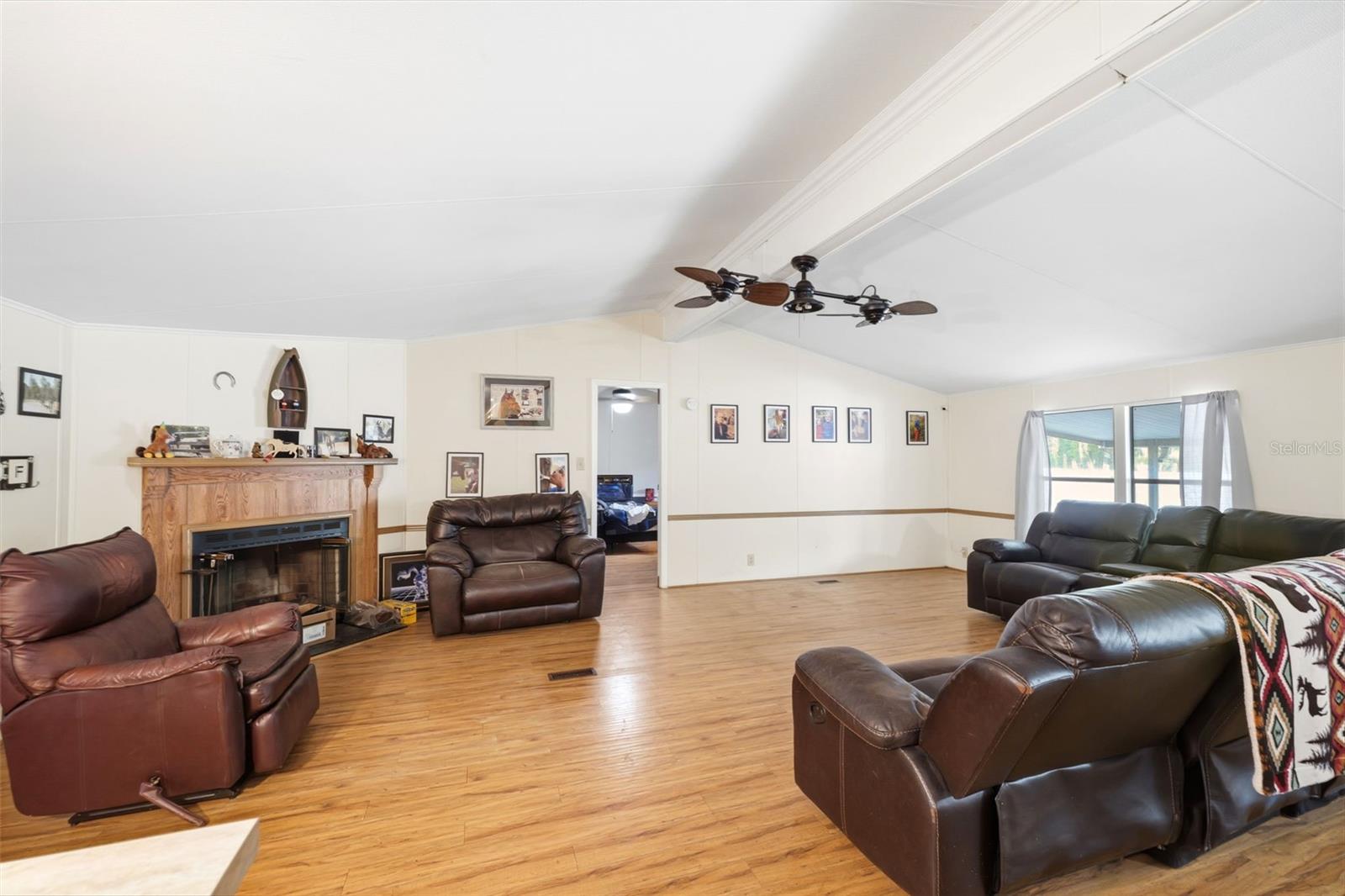 LAKE HILLS - Residential