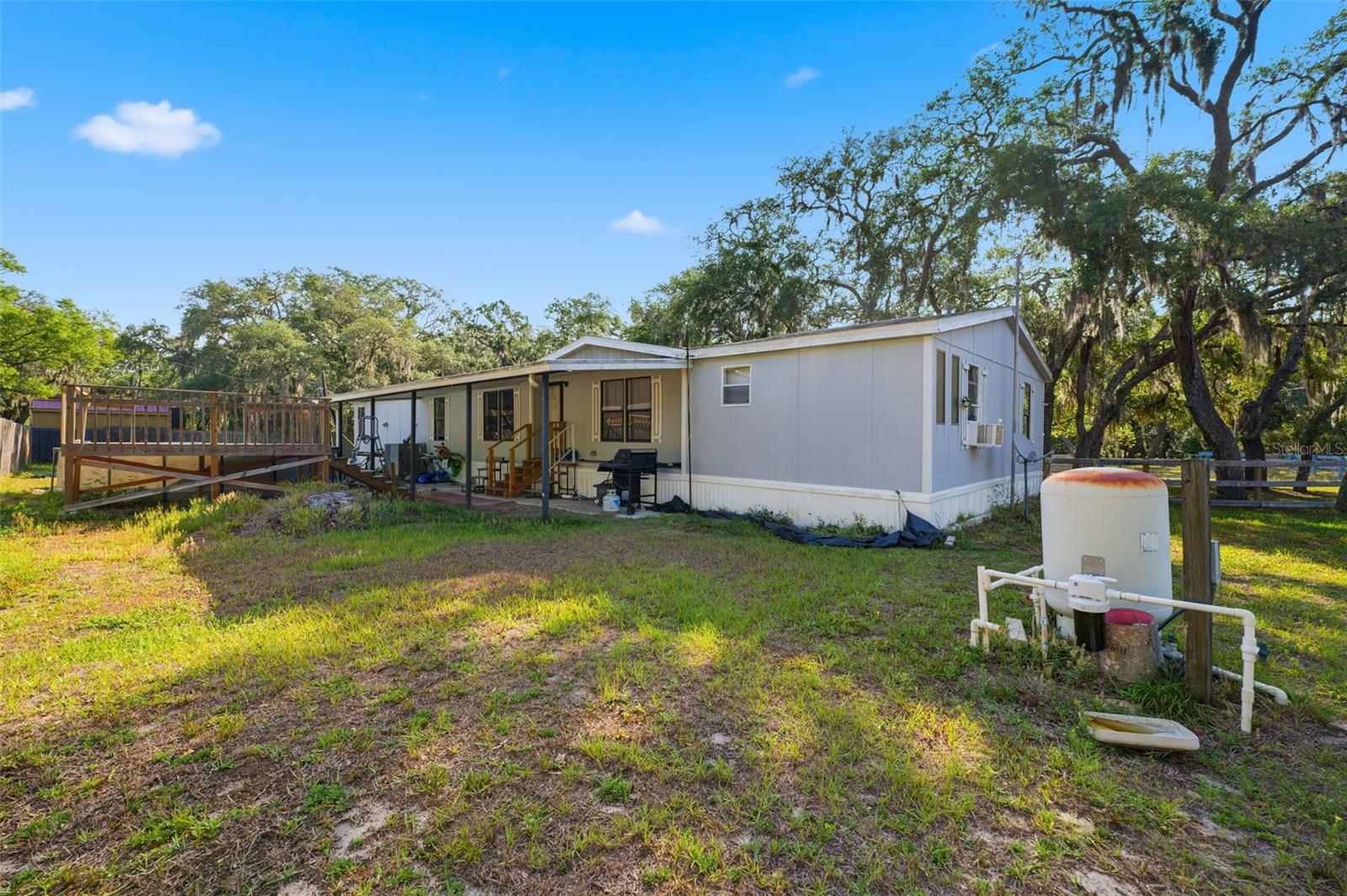 LAKE HILLS - Residential