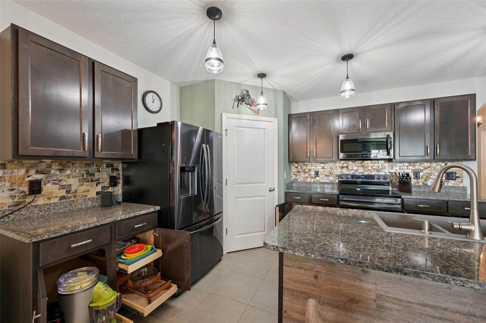 SILVERSTONE SOUTH - Residential