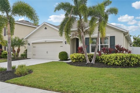 Photo of 4527 Willow Hammock Drive, Palmetto, FL 34221 (MLS # A4674148)