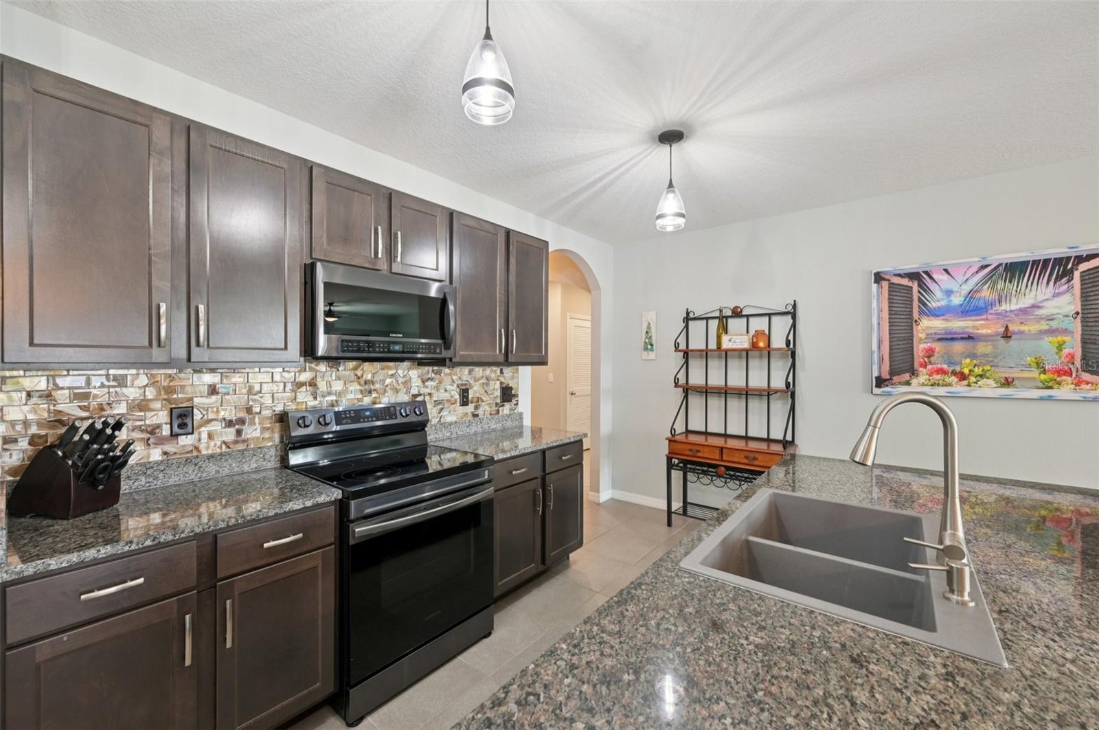 SILVERSTONE SOUTH - Residential