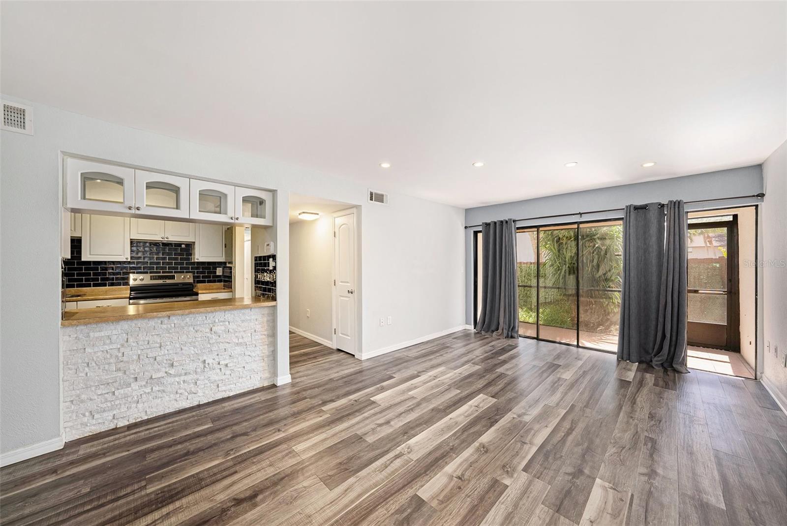 VILLAGE LAKE CONDO - Residential