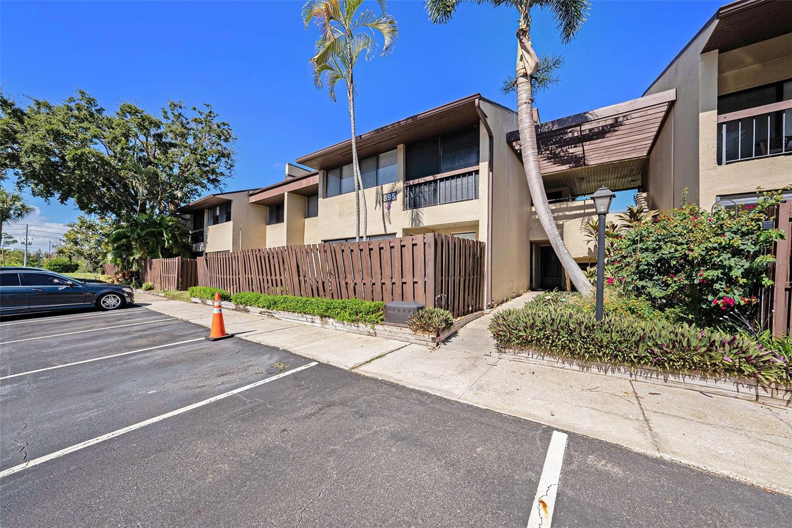 VILLAGE LAKE CONDO - Residential