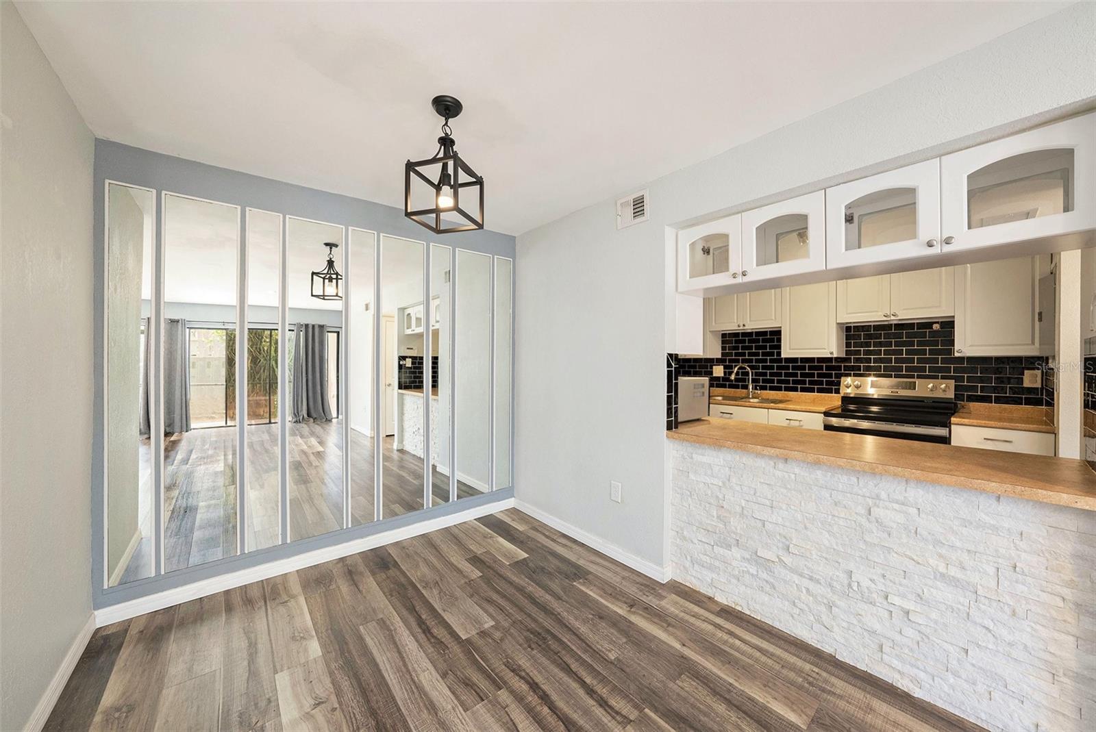 VILLAGE LAKE CONDO - Residential