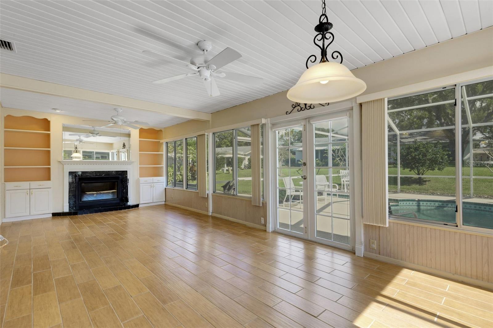 HIGHLAND LAKES UNIT SIX - Residential