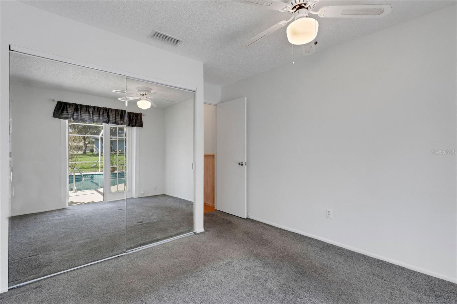 HIGHLAND LAKES UNIT SIX - Residential