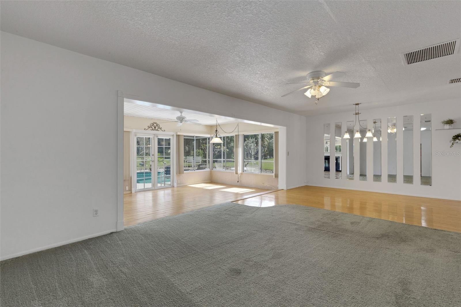 HIGHLAND LAKES UNIT SIX - Residential