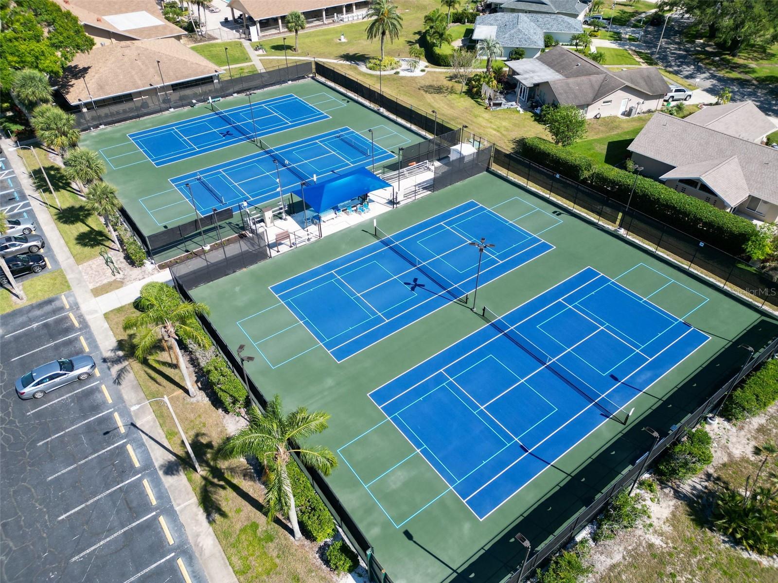 HIGHLAND LAKES UNIT SIX - Residential