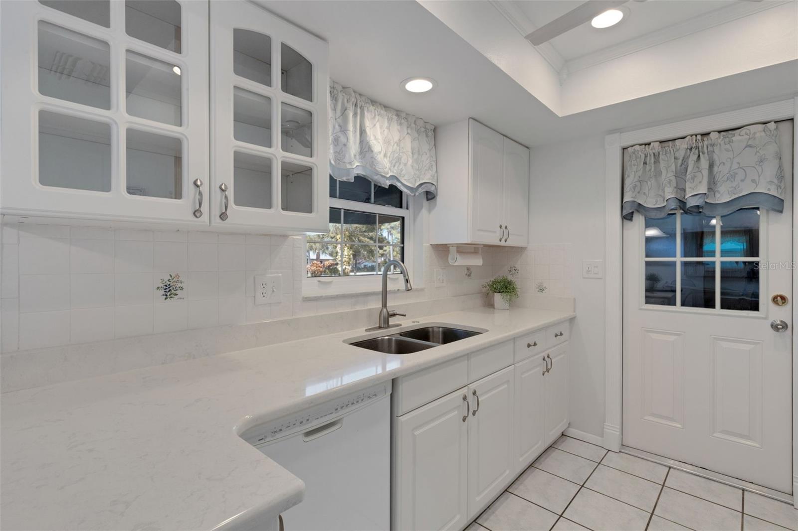 HIGHLAND LAKES UNIT SIX - Residential