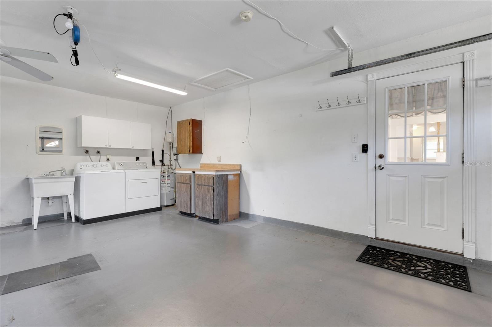 HIGHLAND LAKES UNIT SIX - Residential