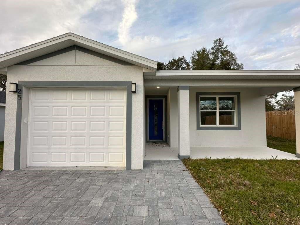 Photo of 25 W 17th Street, Apopka, FL 32703 (MLS # O6358196)