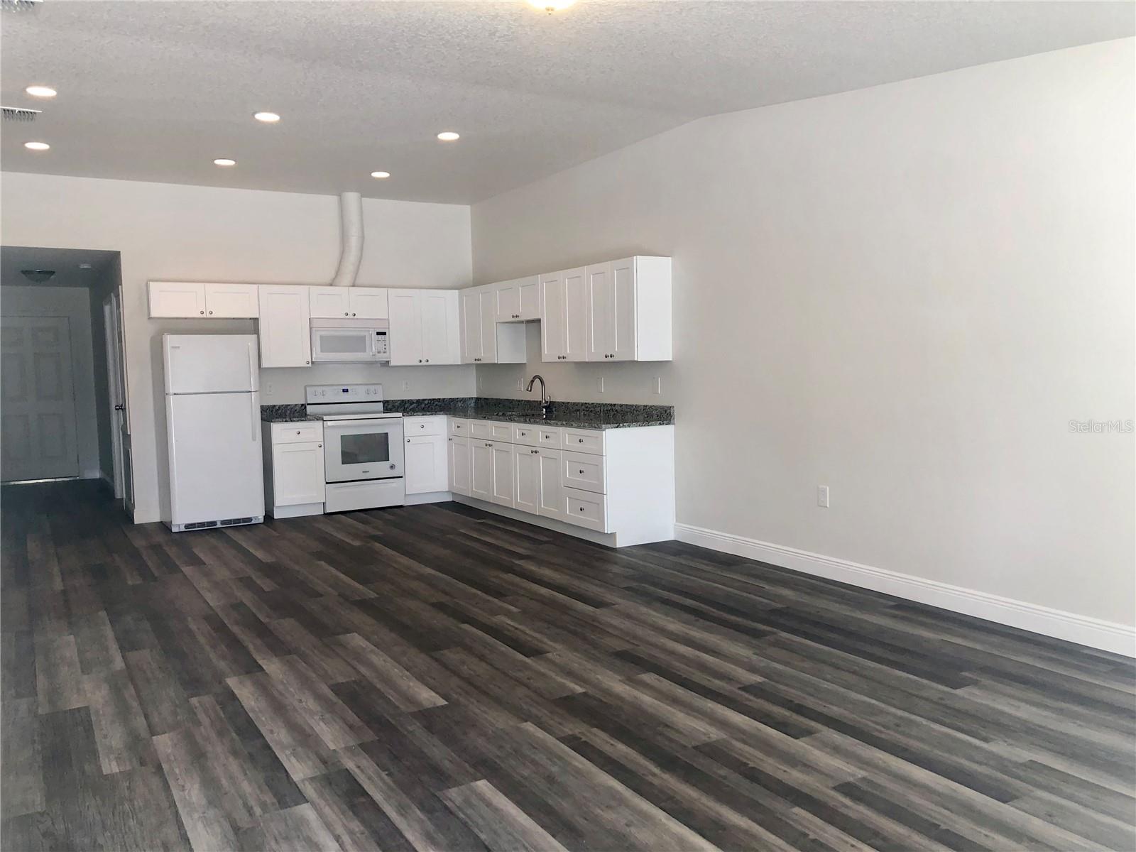 UNPLATTED - Residential Lease