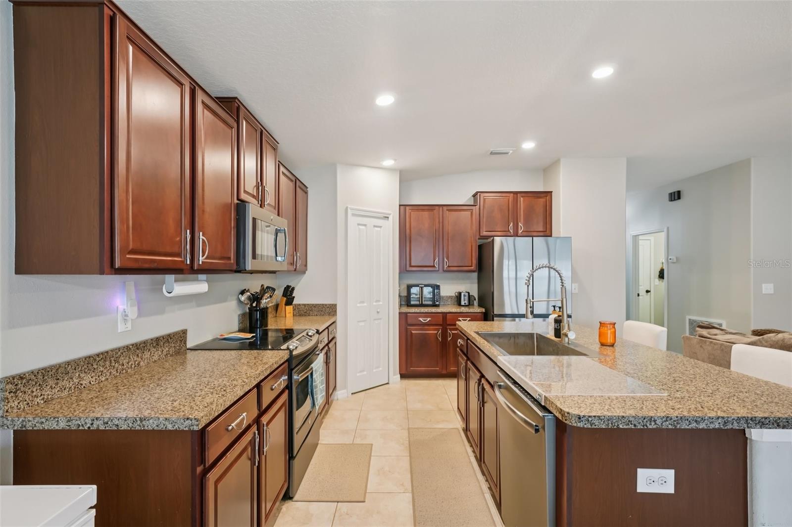 BULLFROG CREEK PRESERVE - Residential