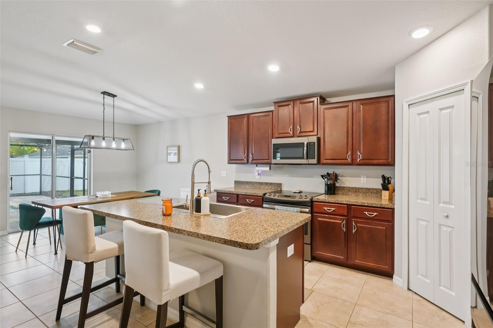 BULLFROG CREEK PRESERVE - Residential