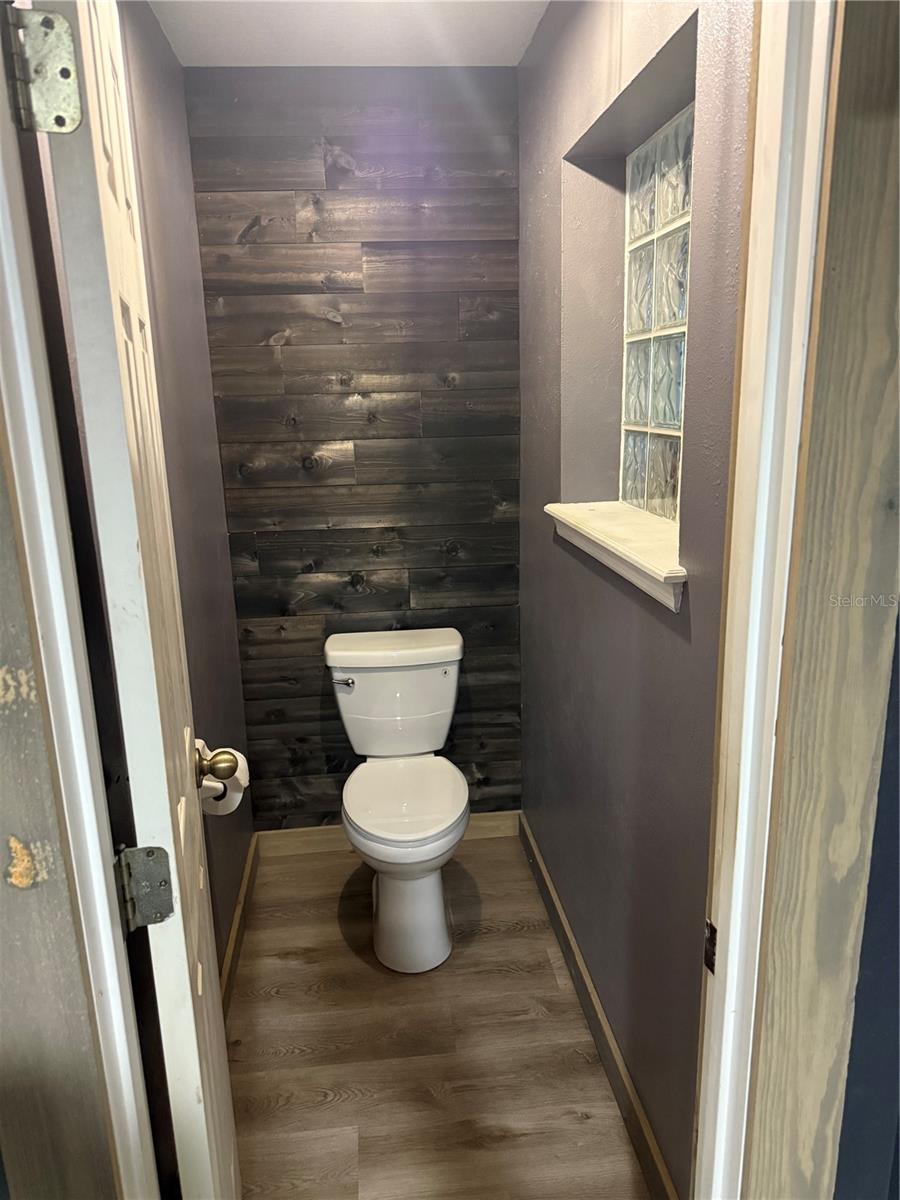 PINE TRACE UNIT 01 - Residential