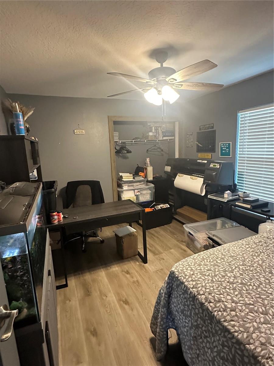 PINE TRACE UNIT 01 - Residential