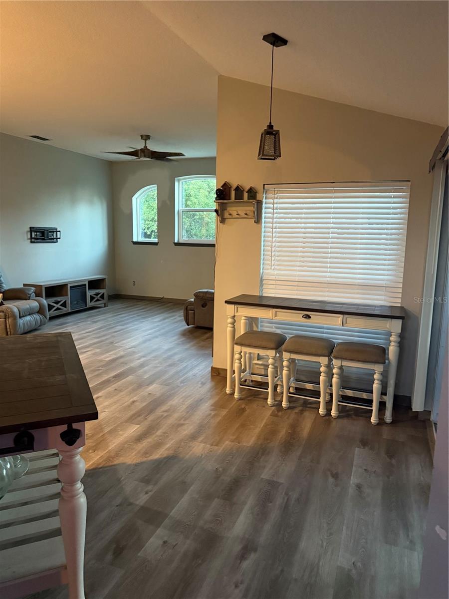 PINE TRACE UNIT 01 - Residential